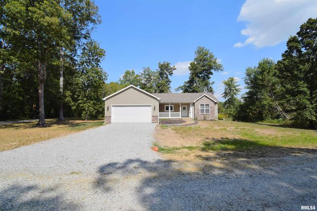 18562 E HILL Street, Mt Vernon, IL 62864