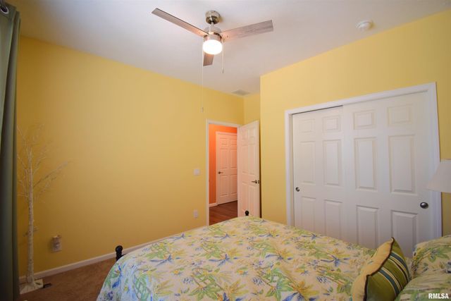 18562 E HILL Street, Mt Vernon, IL 62864