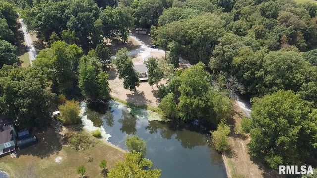 18562 E HILL Street, Mt Vernon, IL 62864