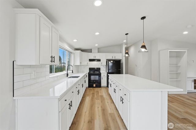 31285 W Main Street, Lyman, WA 98263