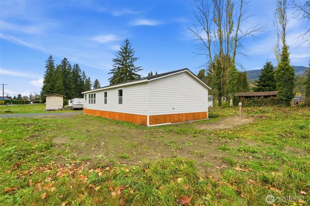 31285 W Main Street, Lyman, WA 98263