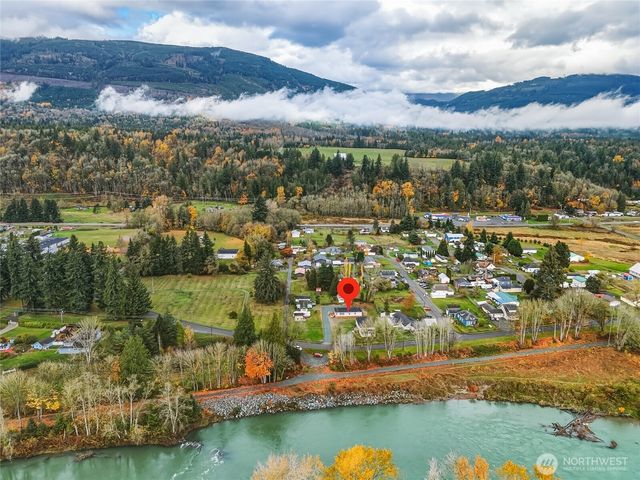 31285 W Main Street, Lyman, WA 98263