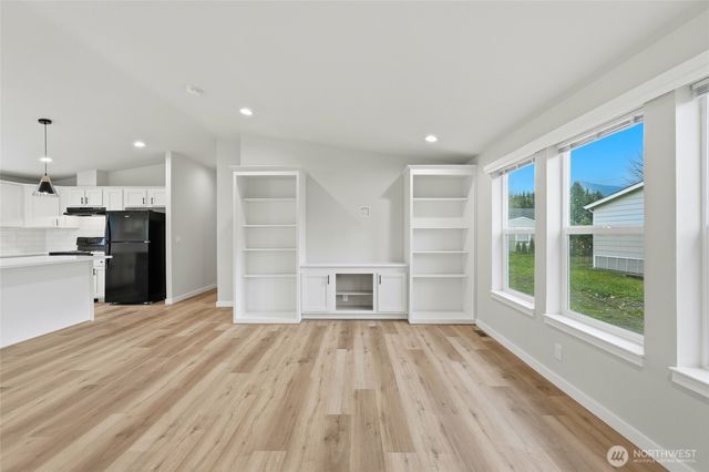 31285 W Main Street, Lyman, WA 98263