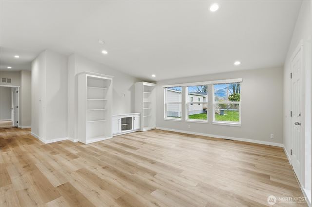 31285 W Main Street, Lyman, WA 98263