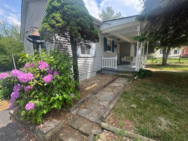 122 Leesway Drive, Lexington, KY 40511