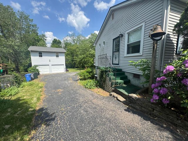 122 Leesway Drive, Lexington, KY 40511