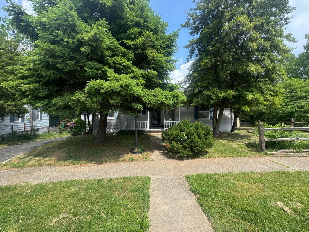 122 Leesway Drive, Lexington, KY 40511