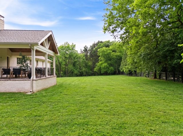 1214 Hunters Trail Dr, Franklin, TN 37069
