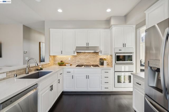 334 Squirrel Ridge Way, Danville, CA 94506