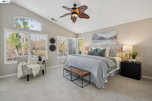 334 Squirrel Ridge Way, Danville, CA 94506