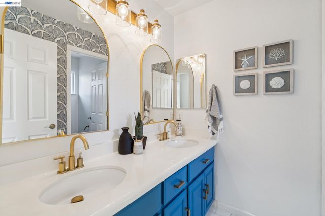 334 Squirrel Ridge Way, Danville, CA 94506