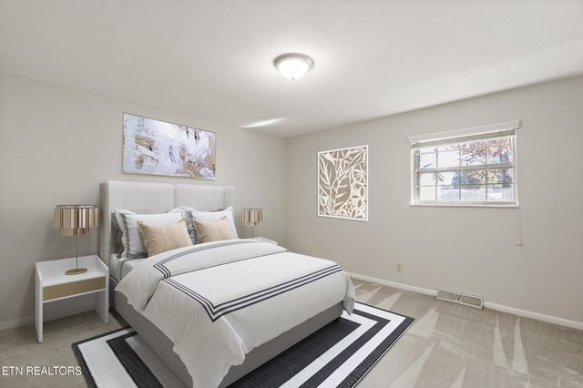 1004 Greenway Lane, Etowah, TN 37331