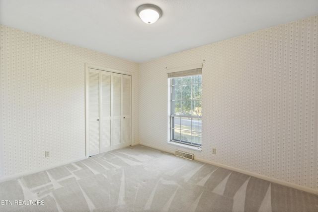 1004 Greenway Lane, Etowah, TN 37331