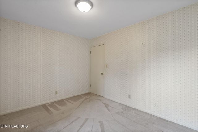 1004 Greenway Lane, Etowah, TN 37331