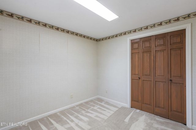 1004 Greenway Lane, Etowah, TN 37331