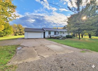 2485 W Dodge Road, Clio, MI 48420