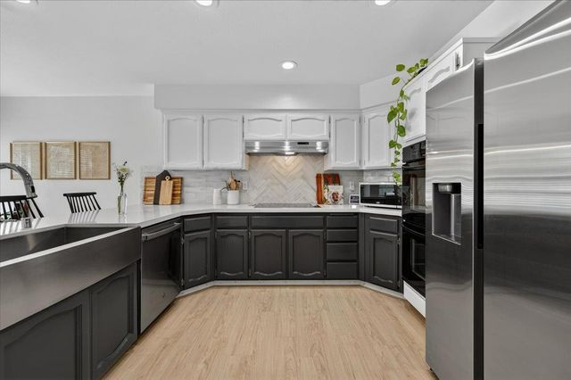 6413 N Arthur Avenue, Fresno, CA 93711