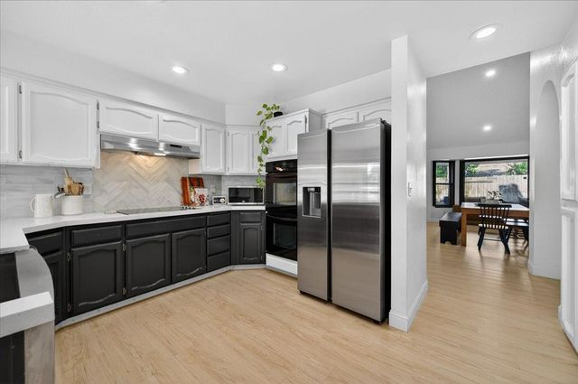 6413 N Arthur Avenue, Fresno, CA 93711