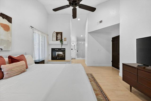 6413 N Arthur Avenue, Fresno, CA 93711