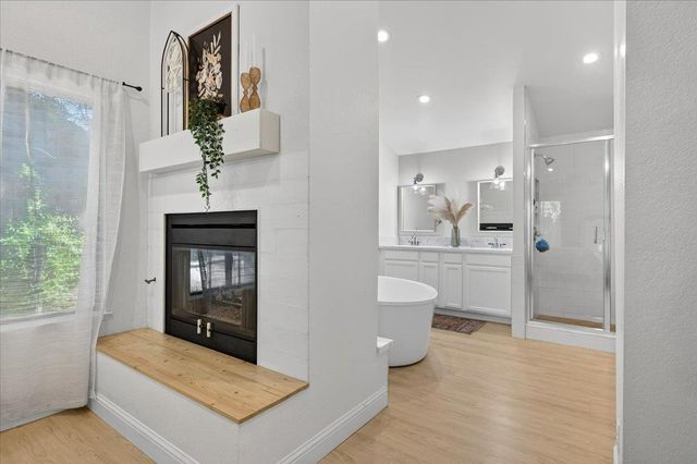 6413 N Arthur Avenue, Fresno, CA 93711