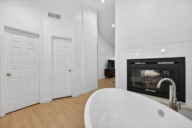 6413 N Arthur Avenue, Fresno, CA 93711