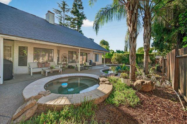 6413 N Arthur Avenue, Fresno, CA 93711