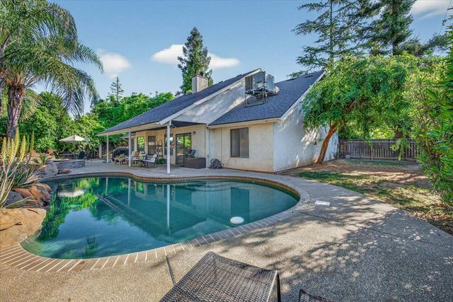 6413 N Arthur Avenue, Fresno, CA 93711