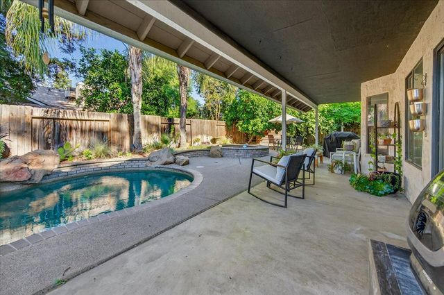 6413 N Arthur Avenue, Fresno, CA 93711