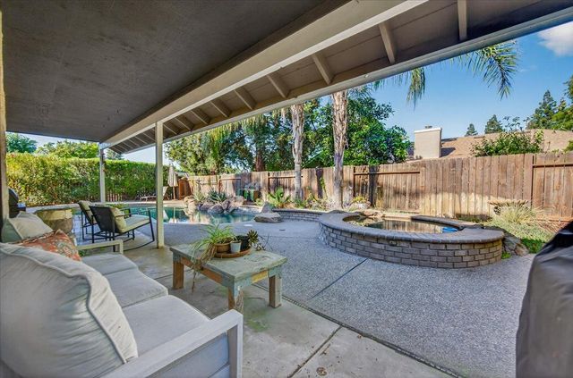 6413 N Arthur Avenue, Fresno, CA 93711