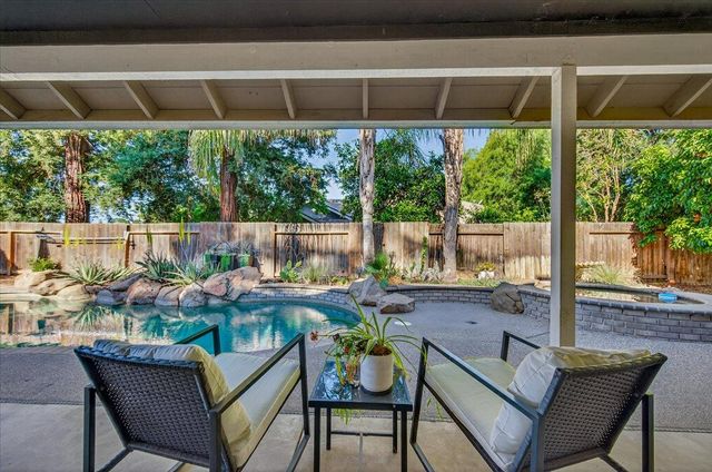 6413 N Arthur Avenue, Fresno, CA 93711