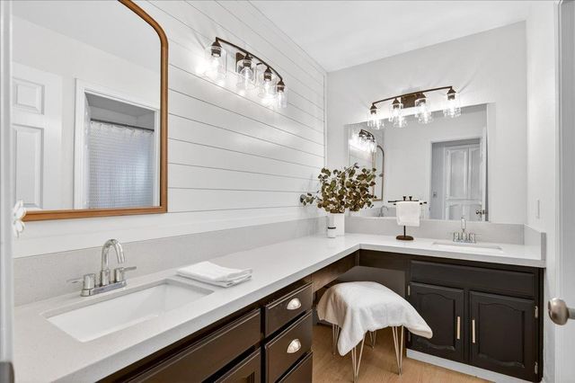 6413 N Arthur Avenue, Fresno, CA 93711