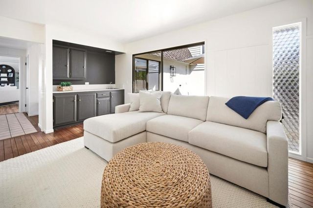 25 Coral Street, Pacific Grove, CA 93950