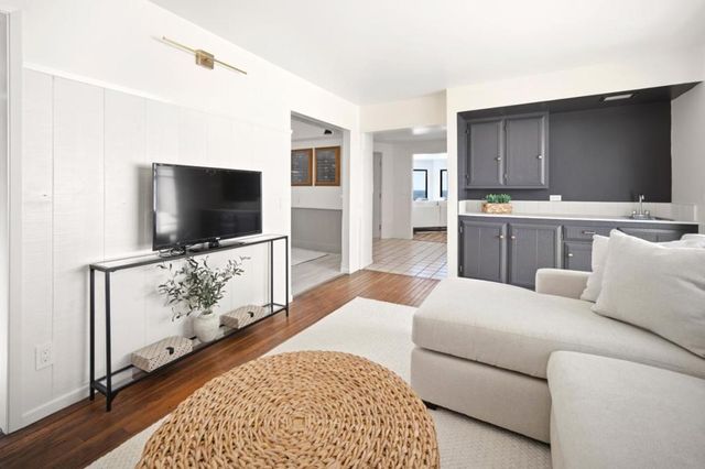 25 Coral Street, Pacific Grove, CA 93950