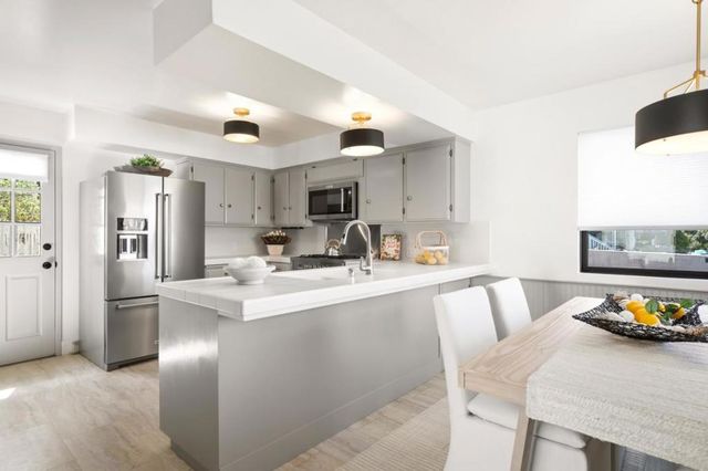 25 Coral Street, Pacific Grove, CA 93950