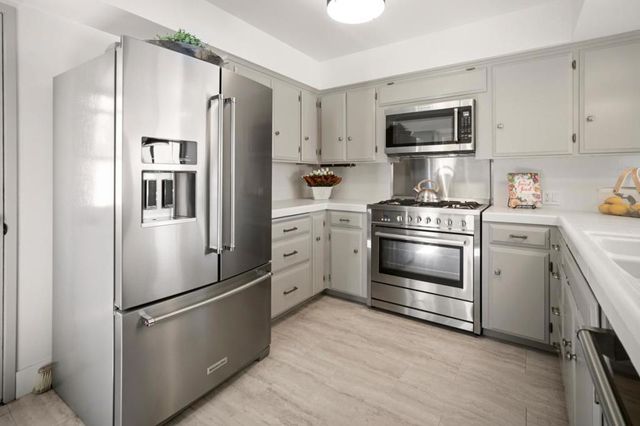 25 Coral Street, Pacific Grove, CA 93950