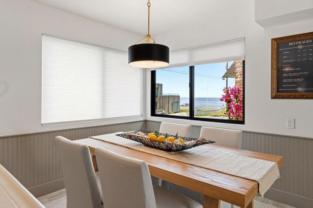 25 Coral Street, Pacific Grove, CA 93950