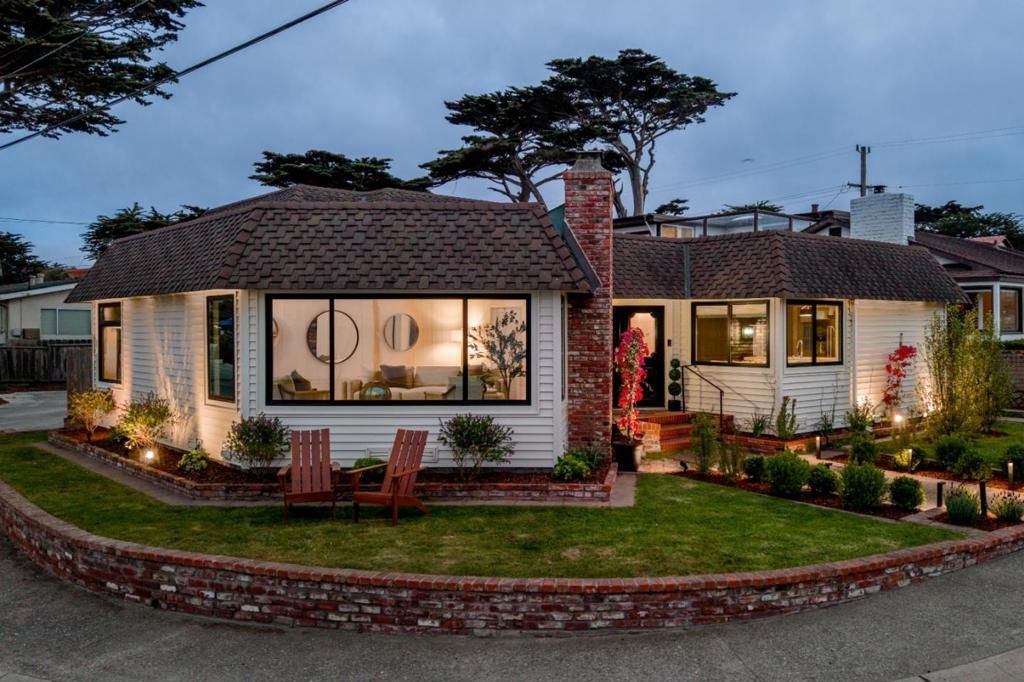 25 Coral Street, Pacific Grove, CA 93950