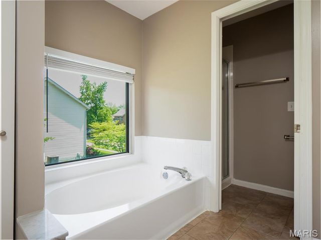 3078 Willow Creek Estates Drive, St Louis, MO 63031