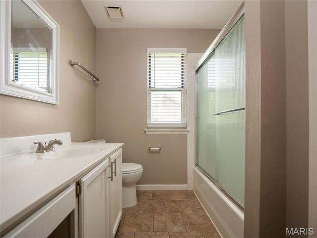3078 Willow Creek Estates Drive, St Louis, MO 63031