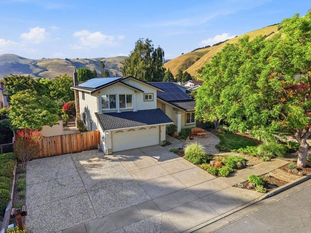 488 Woodward Drive, Fremont, CA 94536