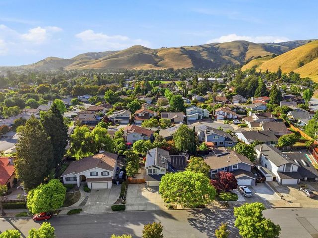488 Woodward Drive, Fremont, CA 94536