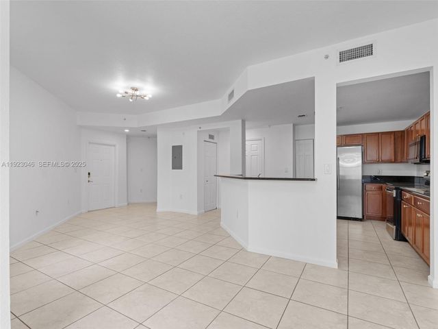 11603 NW 89th St 217, Doral, FL 33178