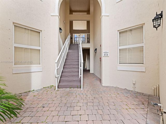 11603 NW 89th St 217, Doral, FL 33178