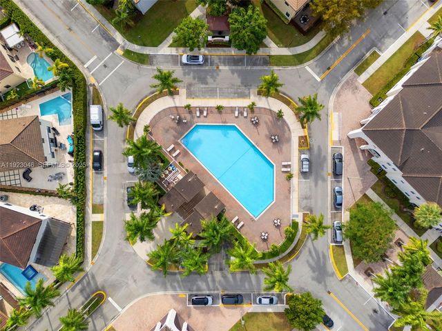 11603 NW 89th St 217, Doral, FL 33178