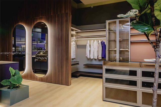 10409 NW 41, Doral, FL 33178