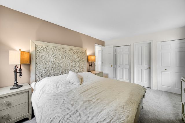 404 ASSEMBLY Drive, Bolingbrook, IL 60440