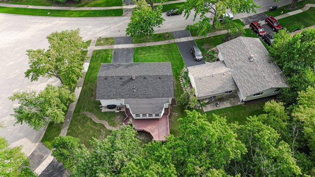 404 ASSEMBLY Drive, Bolingbrook, IL 60440