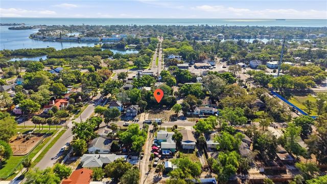 3820 7TH STREET S, St Petersburg, FL 33705