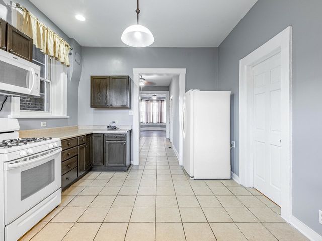 1621 W Cullerton Street 1, Chicago, IL 60608