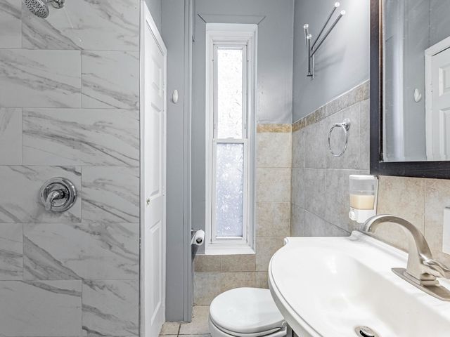 1621 W Cullerton Street 1, Chicago, IL 60608